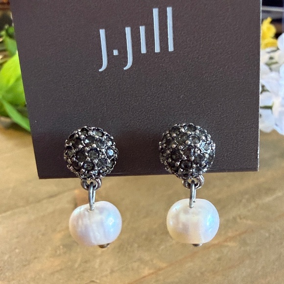 J. Jill Faux Pearl & Crystal Drop Earrings Gunmetal Silver NWT - Picture 7 of 7
